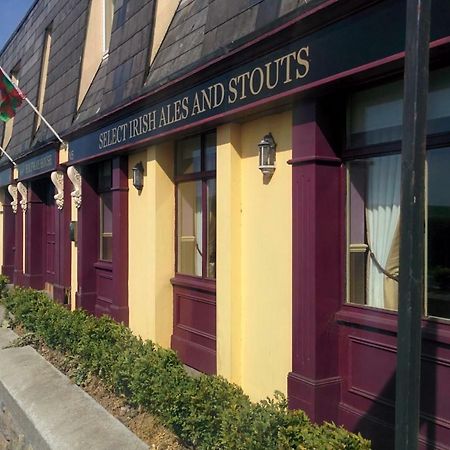 Marty'S Halfway House Hotel Westport Eksteriør billede